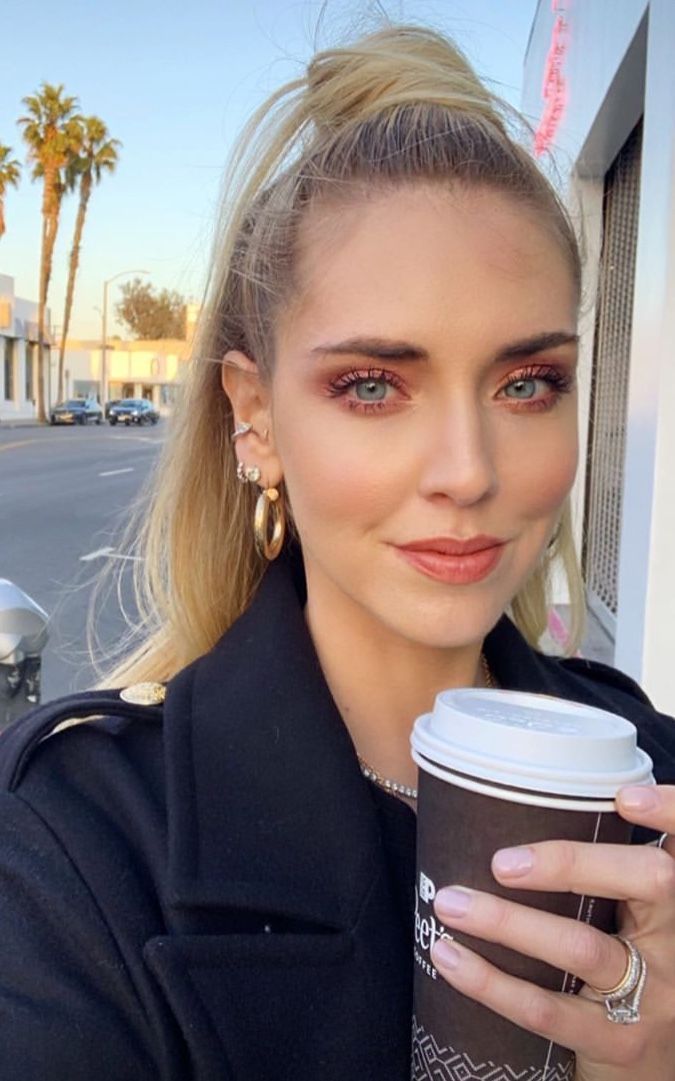 Εύκολα χτενίσματα για την Κυριακή του Πάσχα που μπορείς να κάνεις μόνη σου στο σπίτι