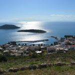 Ο κρυφός Παράδεισος του Σαρωνικού που λίγοι γνωρίζουν για καλοκαιρινές αποδράσεις κοντά στην Αθήνα