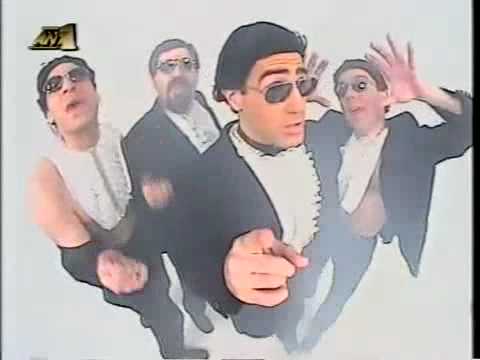 Όταν τα Α.Μ.Α.Ν. σατίριζαν το Πάσχα στην Ελλάδα – Το απόσπασμα που έγινε ξανά viral στο TikTok