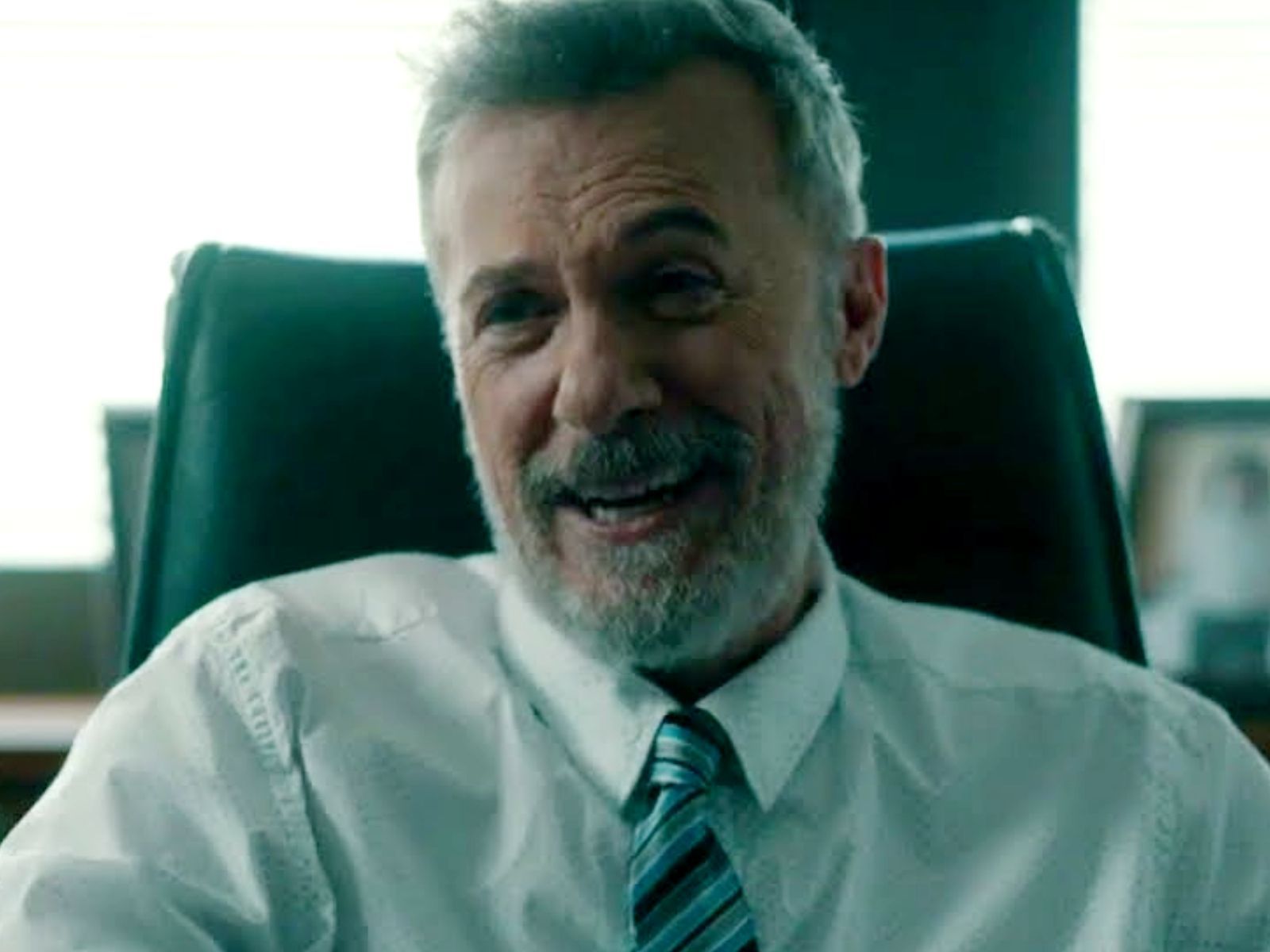 Ο Tιμωρός: Ο Λεωνίδας μισεί την Ναταλία και τον Πέτρο και θέλει να τους ξεκάνει και τους δύο