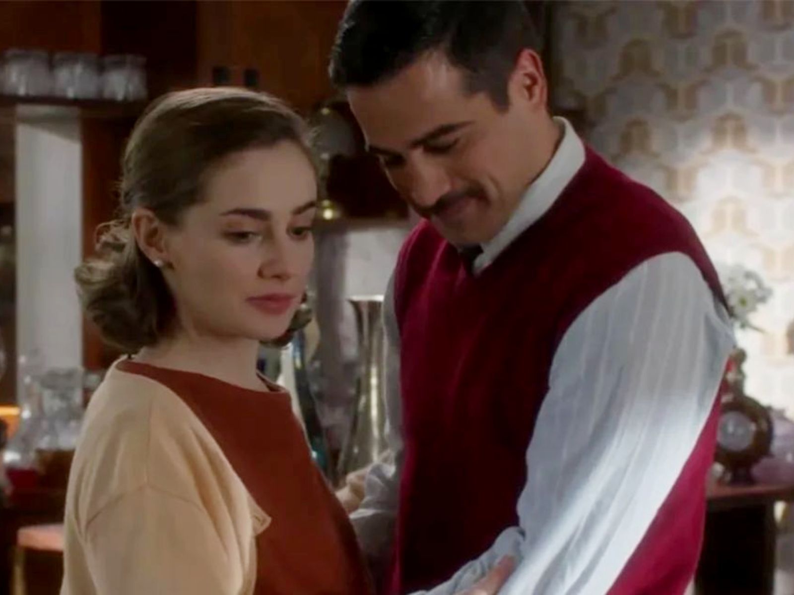 Άγιος Έρωτας: Ο Στέφανος αρνείται να δει τη κόρη του