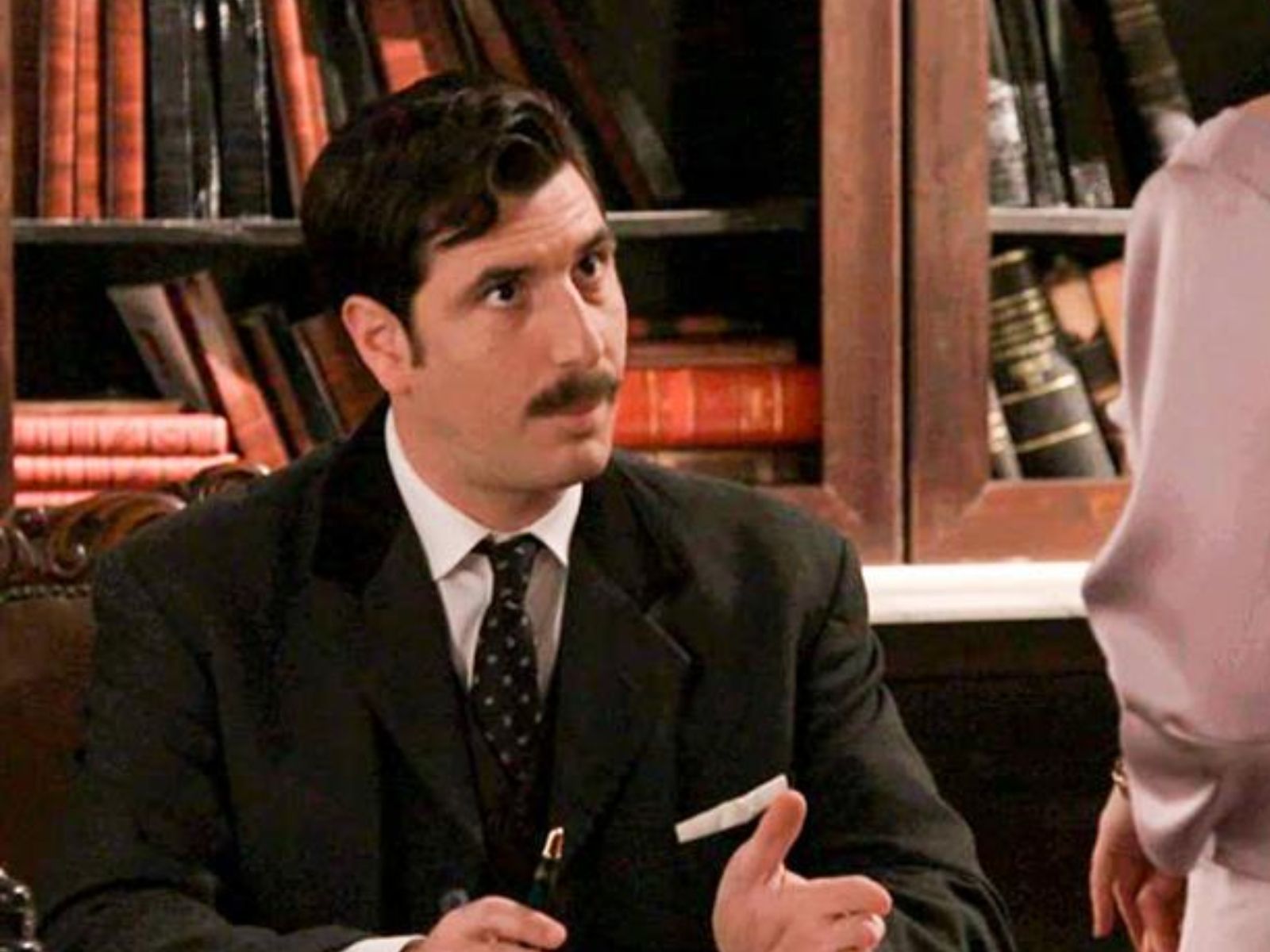 Grand Hotel: Απόλαυσε την δόξα σου γιατί όπου να ‘ναι τελειώνει- η Κυβέλη ξεσκεπάζει τα εγκλήματα του Ρήγα