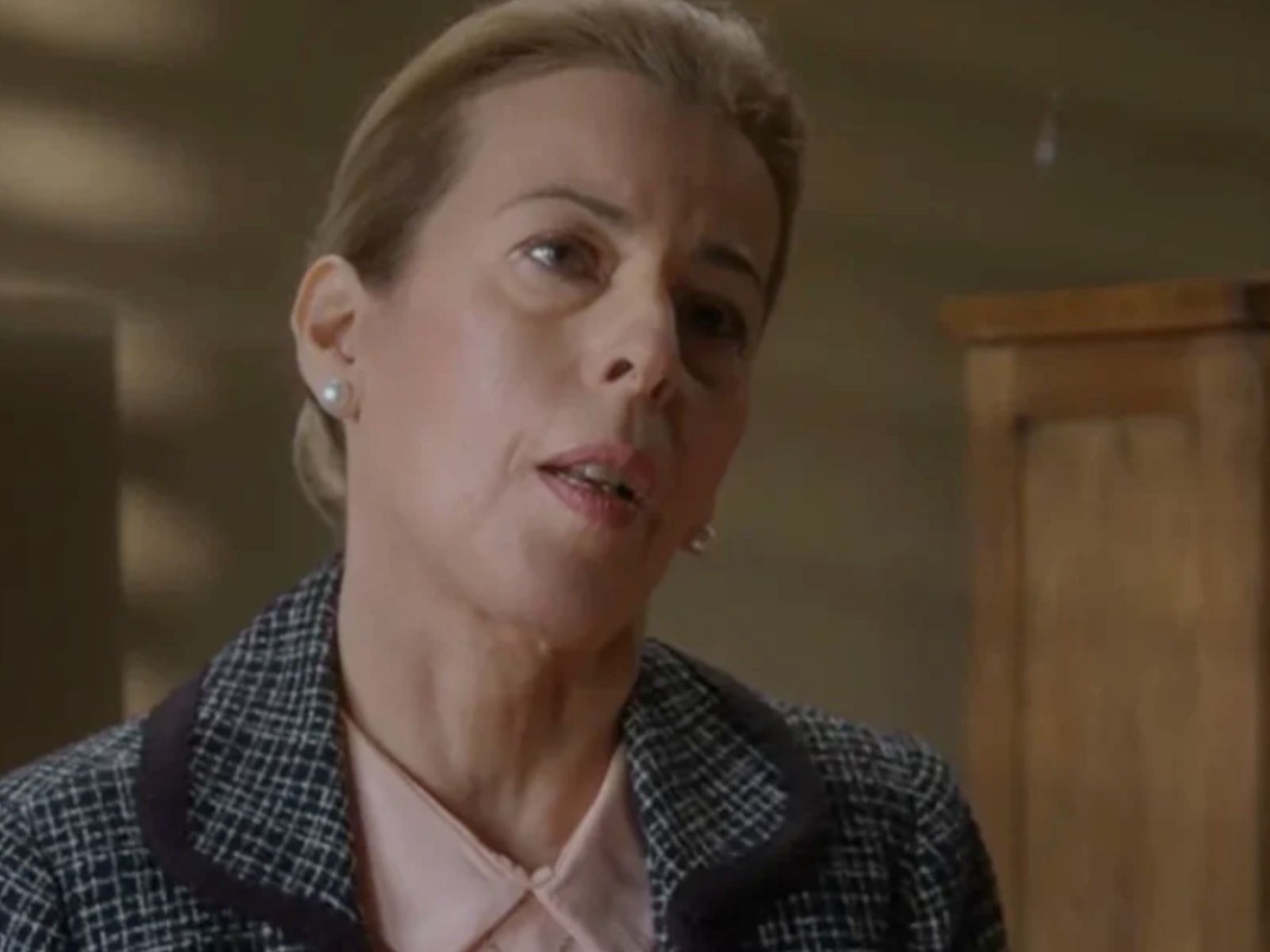 Άγιος Έρωτας: Η Ολυμπία βάζει τον Παύλο φυλακή