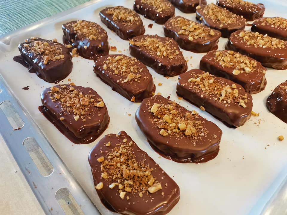 Περίσσεψε τσουρέκι: Φτιάξε καριόκες