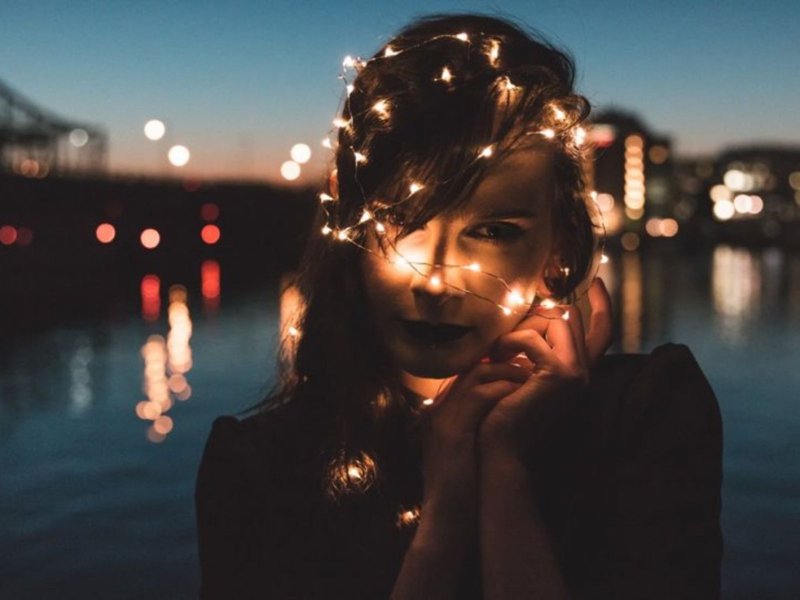 Ζώδια Μάϊου 2025: Μηνιαίες προβλέψεις από την Άντα Λεούση