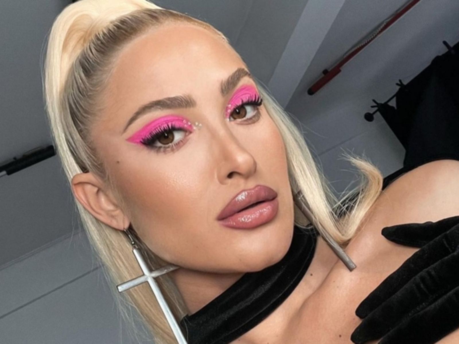 Ιωάννα Τούνη για τα σχόλια των haters στις δημοσιεύσεις της – «Εσείς θα πάτε την Ανάσταση να πάρετε το Άγιο Φως;»