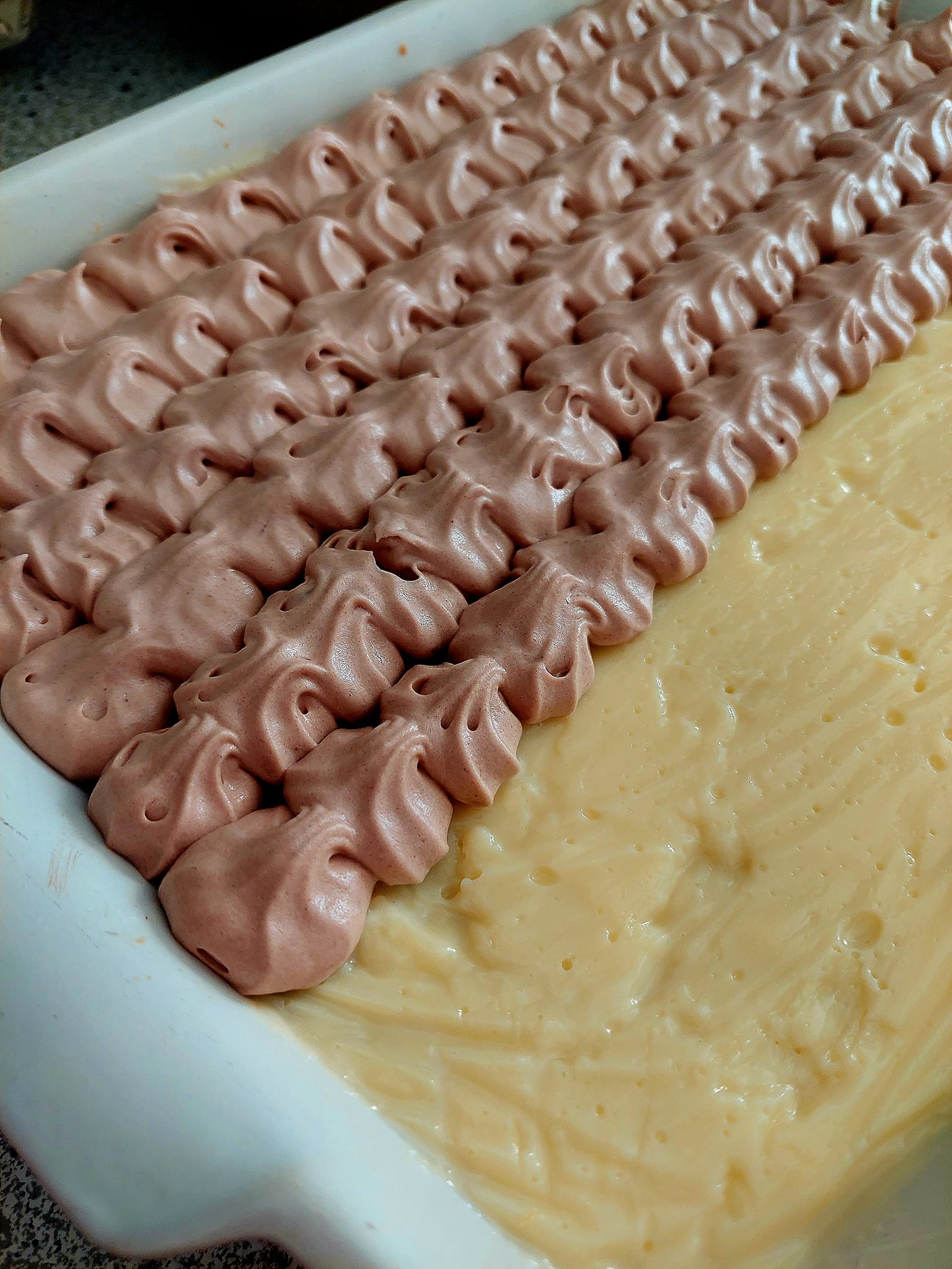 Περίσσεψε τσουρέκι: Φτιάξε σοκολατένιο εκμέκ