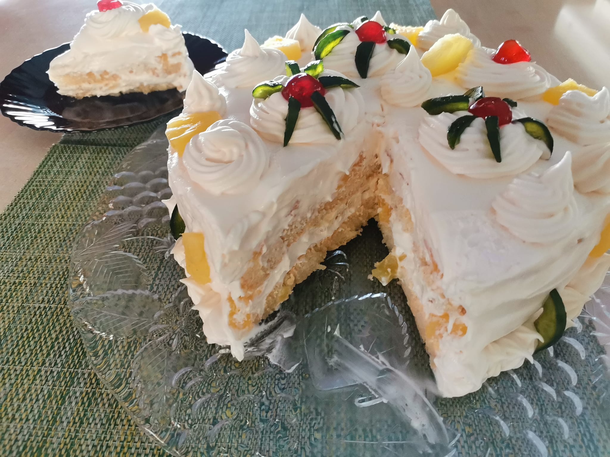 Εύκολη τούρτα ανανά με 5 υλικά