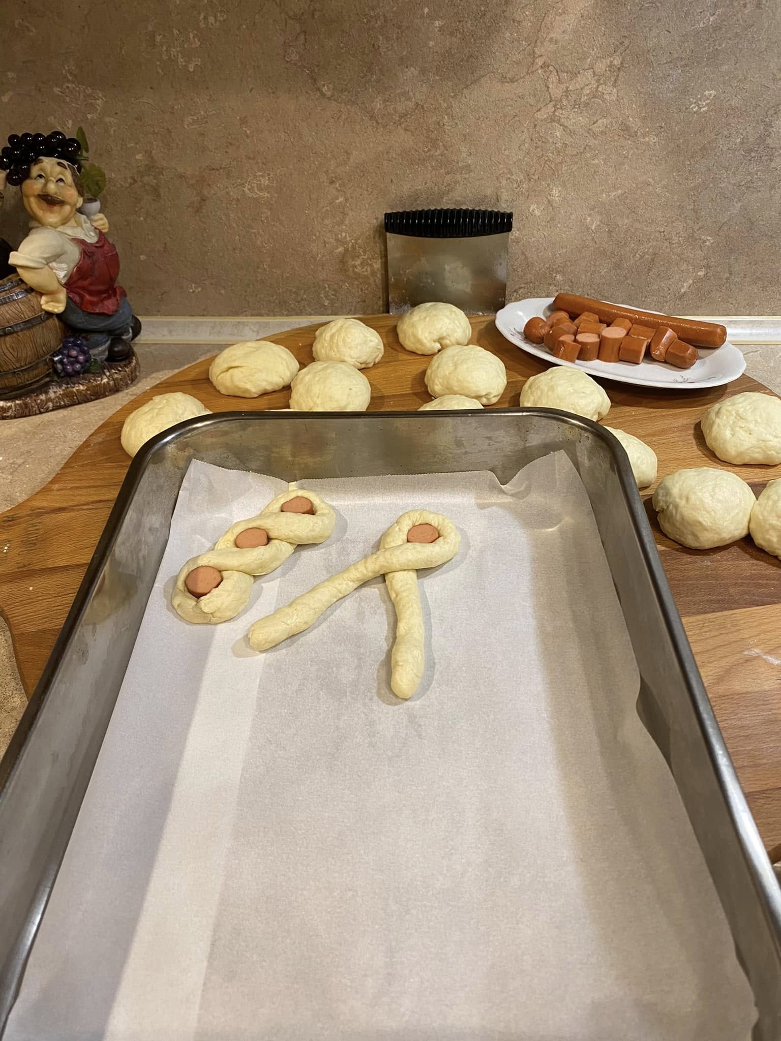 Λουκανικοπιτάκια πλεξουδάκια για κολατσιό