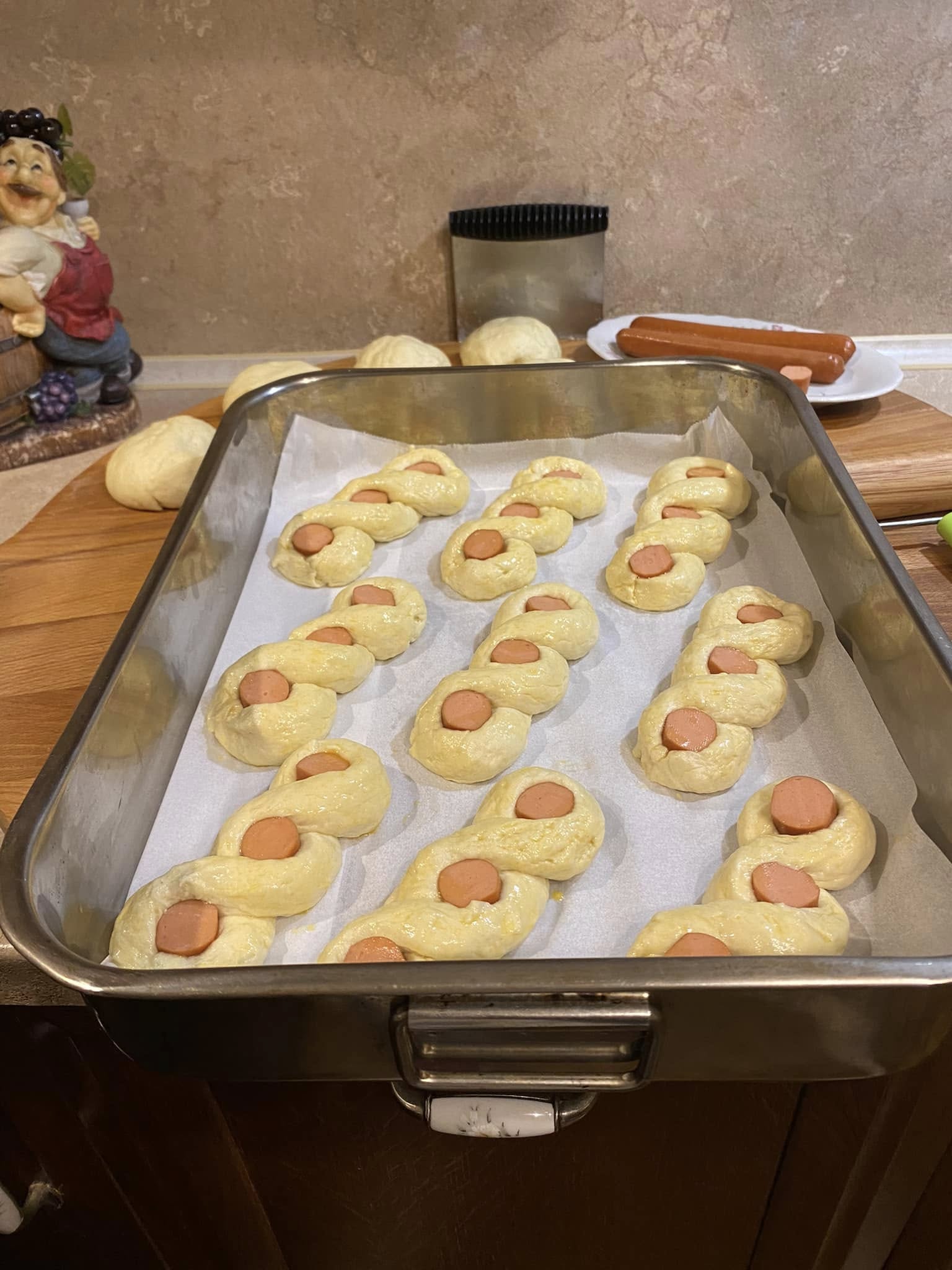 Λουκανικοπιτάκια πλεξουδάκια για κολατσιό