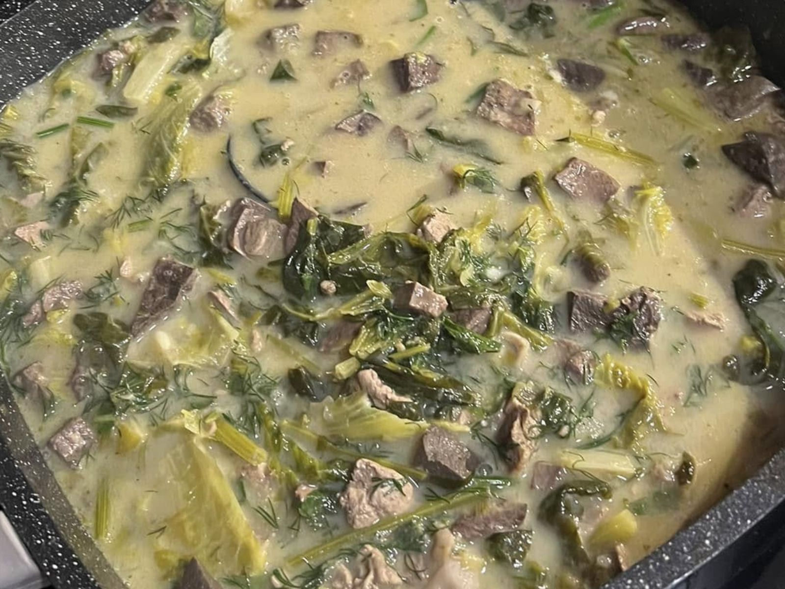 Πώς να προετοιμάσετε τη συκωταριά για τη μαγειρίτσα βήμα βήμα και τί να προσέξετε στην αγορά της