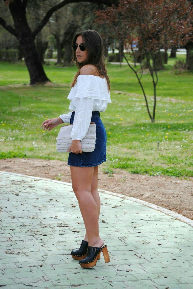 Τα clogs είναι τα πιο fashionable παπούτσια της Άνοιξης – Ιδέες για να τα φορέσεις σε κάθε εμφάνιση