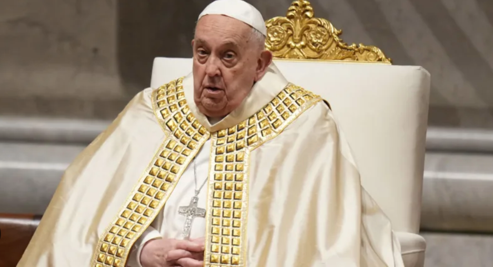 Αυτή είναι η διαθήκη του Πάπα Φραγκίσκου και οι επιθυμίες του για τη ταφή του- «Θέλω να ταφώ στο χώμα, σε απλό τάφο»