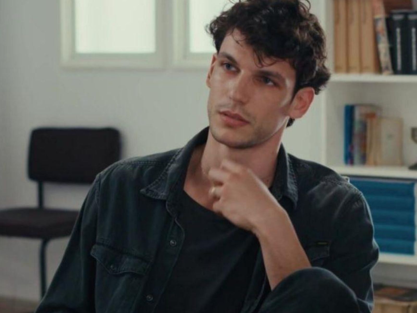 Η Γη της Ελιάς: Ο Κωνσταντίνος αλλάζει τα σχέδια του Χρήστου