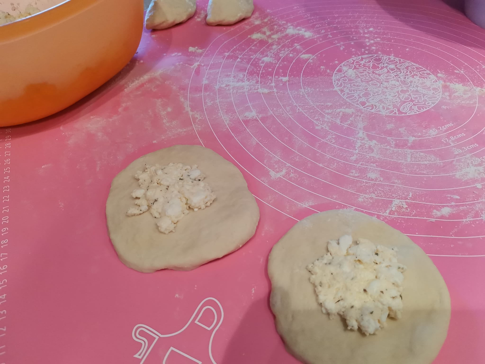 Πιροσκί με φέτα της γιαγιάς