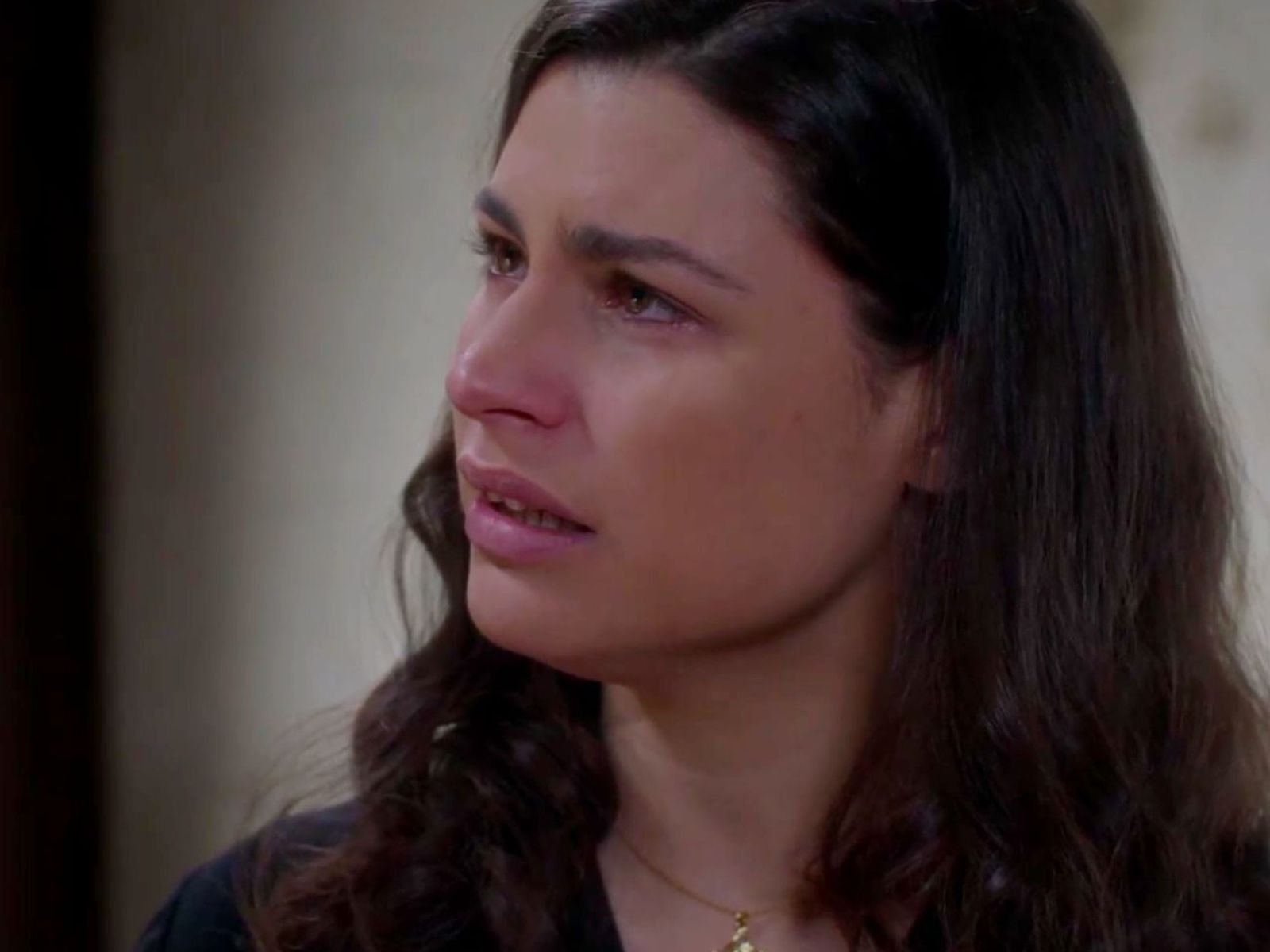 Άγιος Έρωτας: Η Χλόη αρρωσταίνει βαρια μόλις μαθαίνει την αλήθεια για το παιδί της