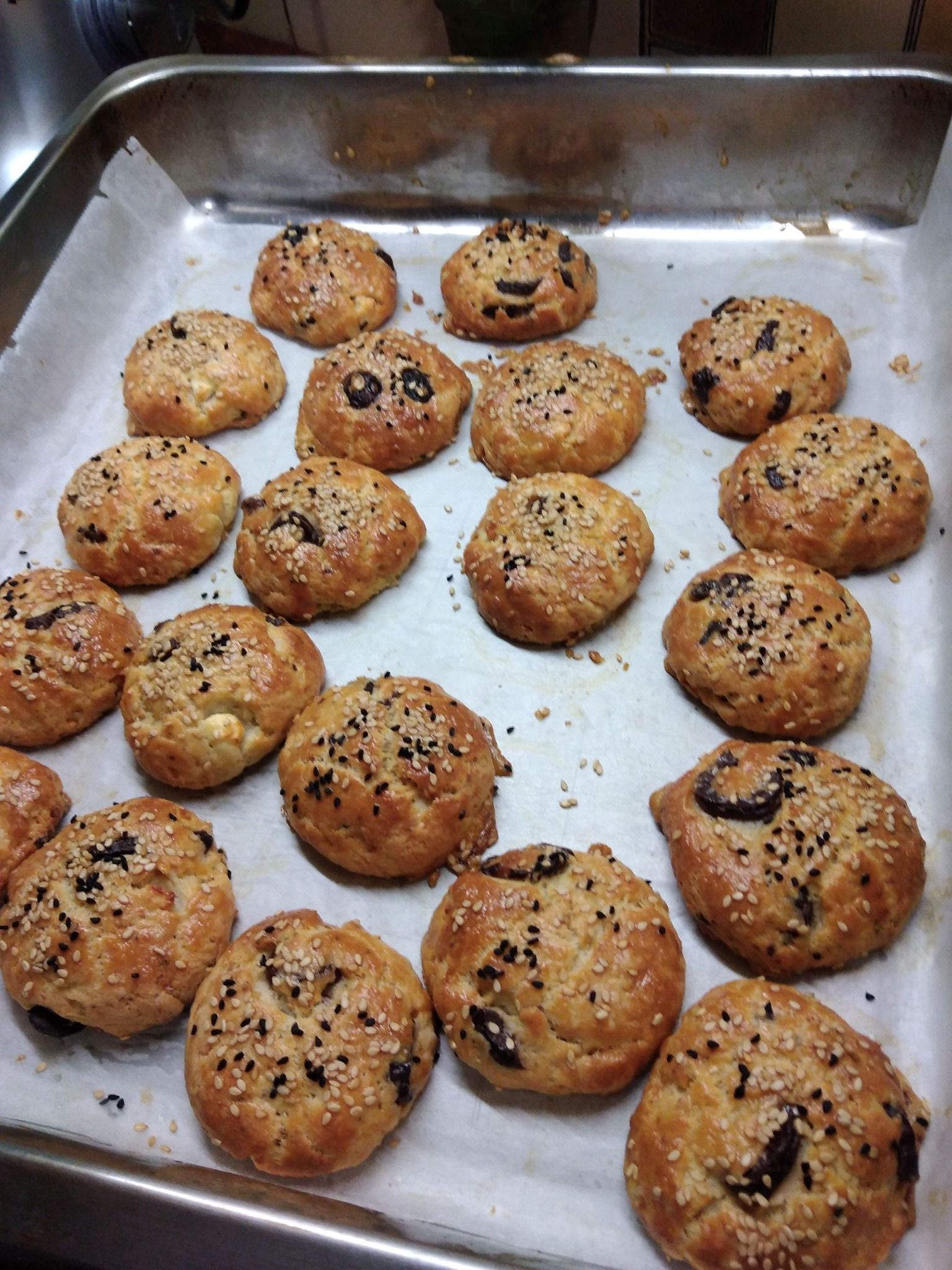 Εύκολα ελιοπιτάκια για το ταπεράκι του σχολείου