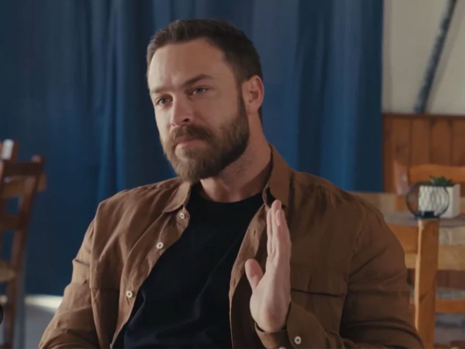 Η Γη της Ελιάς: Ο Μιχάλης λύνει το γρίφο της δολοφονίας της Αρετής