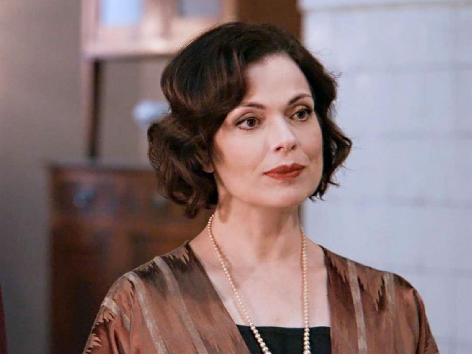 Grand Hotel: Η Κυβέλη απολύει το Πέτρο και καταφέρνει να τον χωρίσει από την Αλίκη