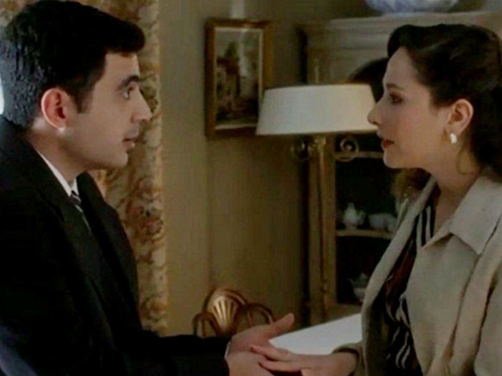 Άγιος Έρωτας: Η Βαρβάτη απόρριψη του Χάρη στέλνει τη Σοφία στη τρέλα