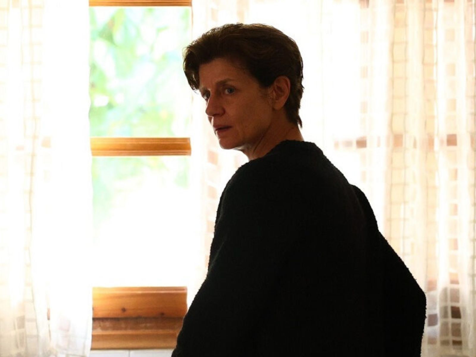 Διάφανη Αγάπη: Η Ελένη πεθαίνει και ο Στέφανος είναι μπροστά στο ατύχημα