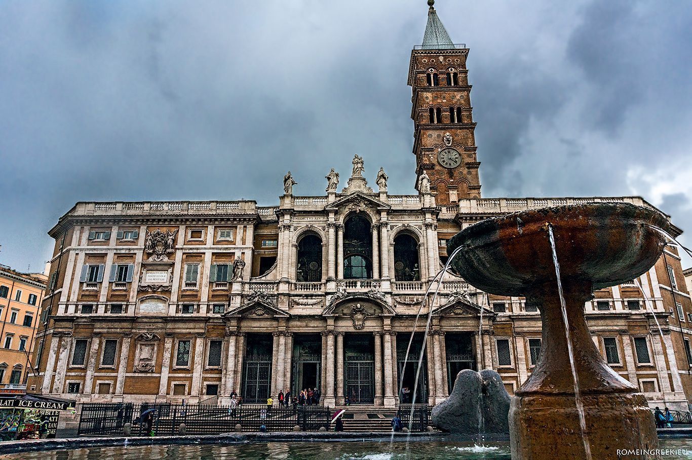 Χιόνι τον Αύγουστο: Ο Ανατριχιαστικός θρύλος πίσω από τη Σάντα Μαρία που θα ταφεί ο Πάπας Φραγκίσκος