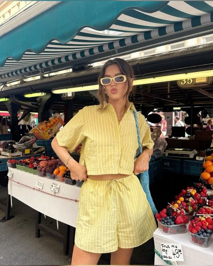 Ντύσιμο Μαΐου 2025: Ιδέες για μοντέρνα Summer Looks μέσα στη καρδιά της Άνοιξης