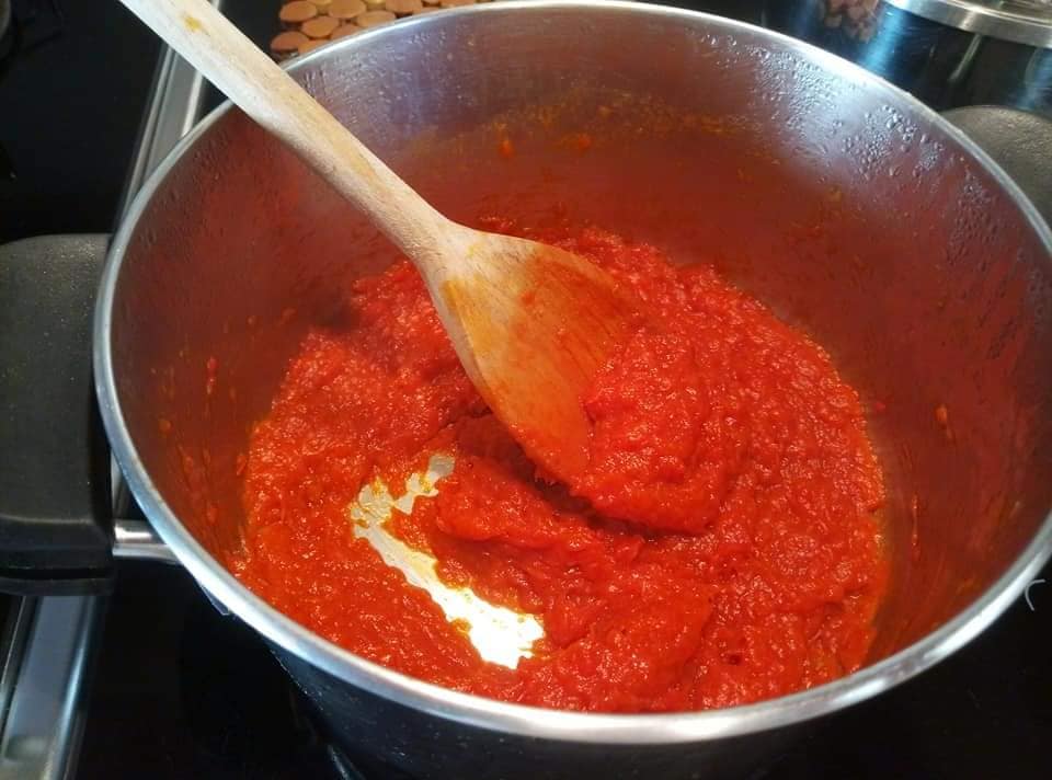 Πάστα κόκκινης πιπεριάς