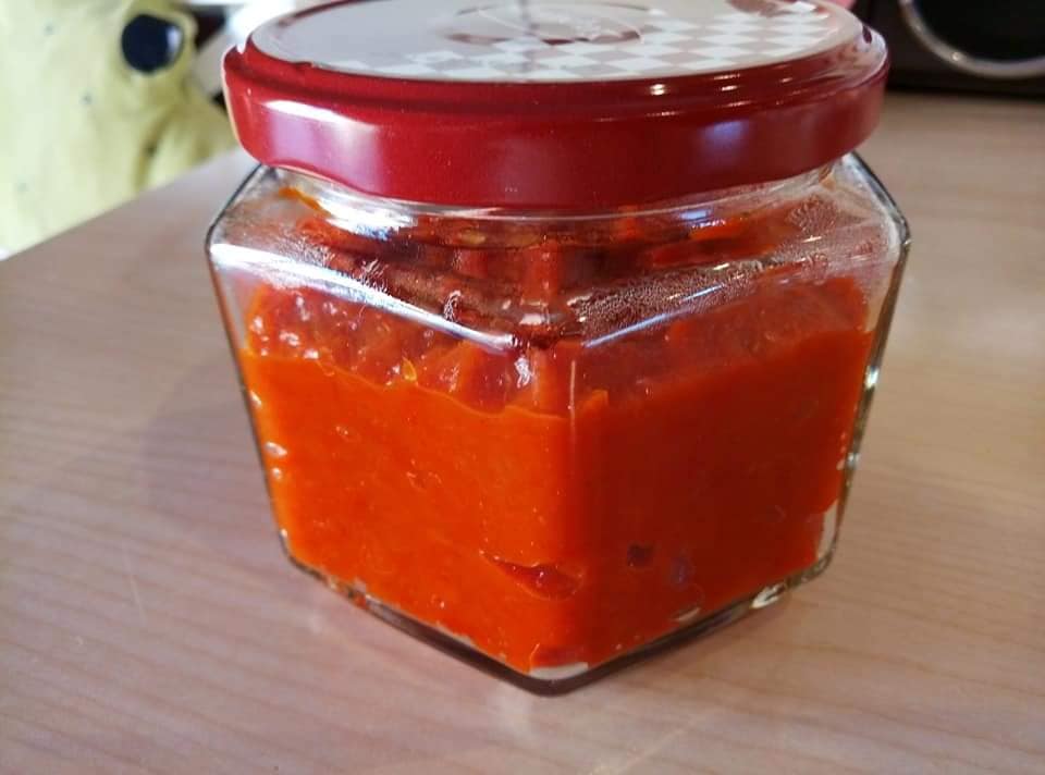 Πάστα κόκκινης πιπεριάς