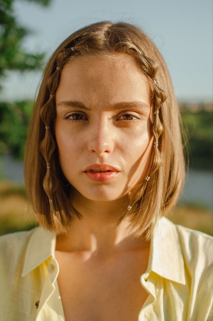 Μαλλιά Μαΐου 2025: Ιδέες για χτενίσματα και κουρέματα με καλοκαιρινά vibes σε κάθε περίσταση