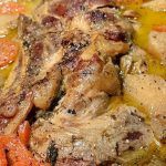 Βραστό με αρνάκι στη κατσαρόλα