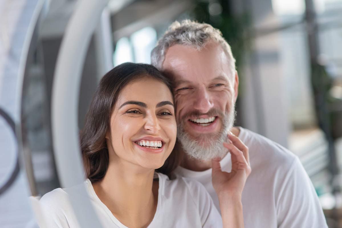 Ο γιος μου είναι 42 χρονών και τα έφτιαξε με μία πολύ μικρότερή του – Πότε θα σοβαρευτεί;