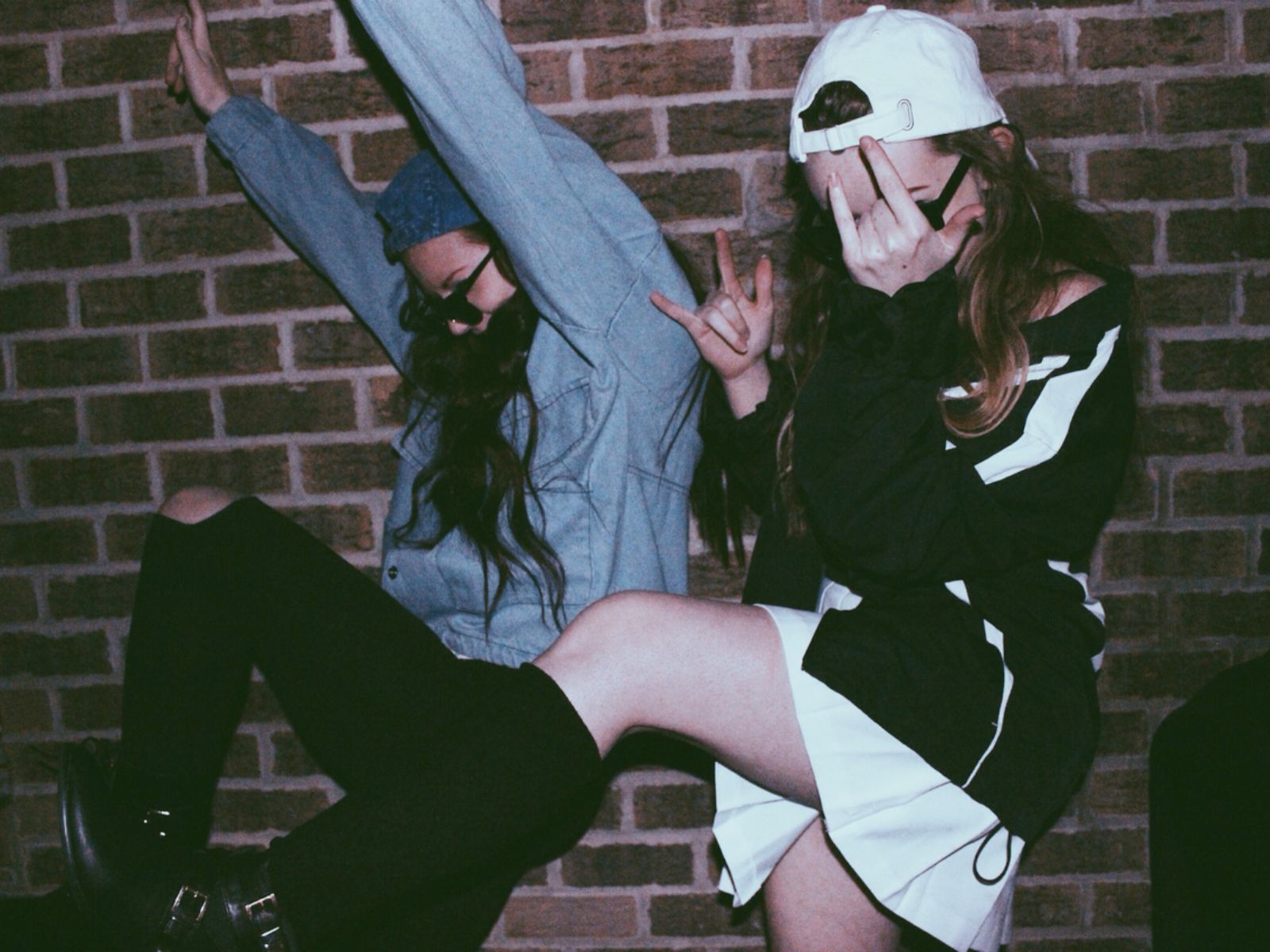 “Πρέπει να μπεις κρυφά στο δωμάτιο του εφήβου όταν δεν είναι εκεί” – Παιδοψυχολόγος κρούει τον κώδωνα για τα ανεξέλεγκτα παιδιά