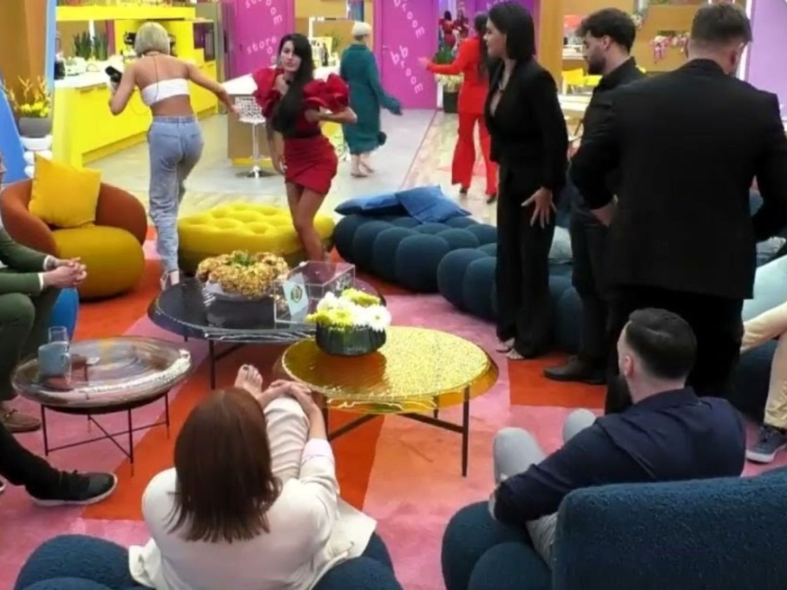 Big Brother: Ο νικητής της πρώτης δοκιμασίας – Ποιος πρέπει να πληρώνει σε μία σχέση; Τι απαντούν οι παίκτες; (Βίντεο)