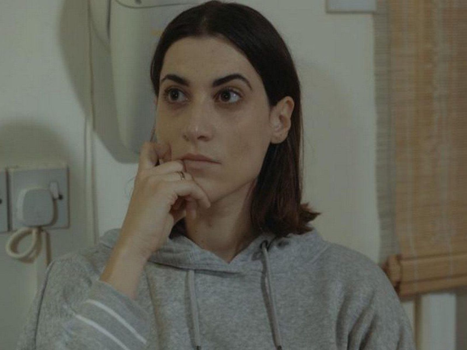 Η Γη της Ελιάς : Η Αντιγόνη βάζει τέλος στη ζωή της με ένα δραματικό τρόπο