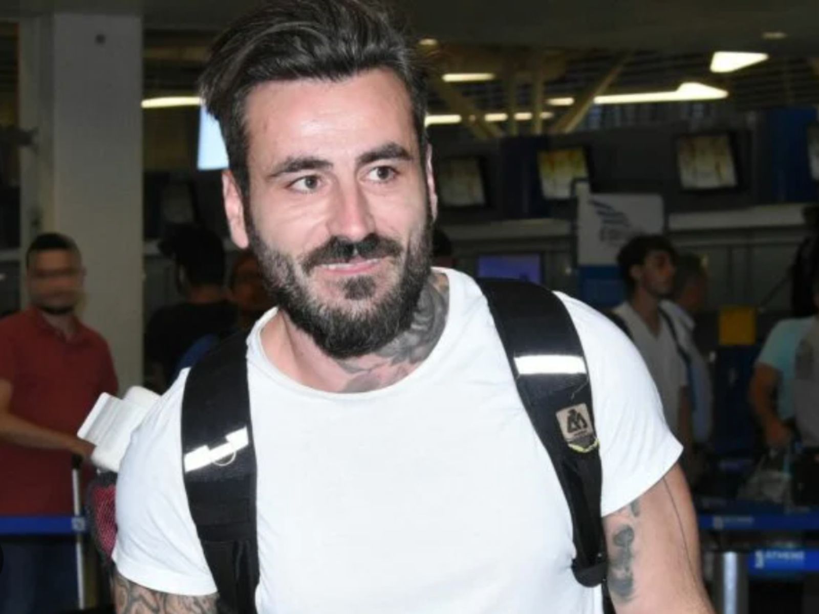 Γιώργος Μαυρίδης: Η συγκλονιστική του εξομολόγηση για το ναρκωμανή πατέρα του-«Ήμουν κλειδωμένος σε ένα δωμάτιο και προσπαθούσε να με σκοτώσει»