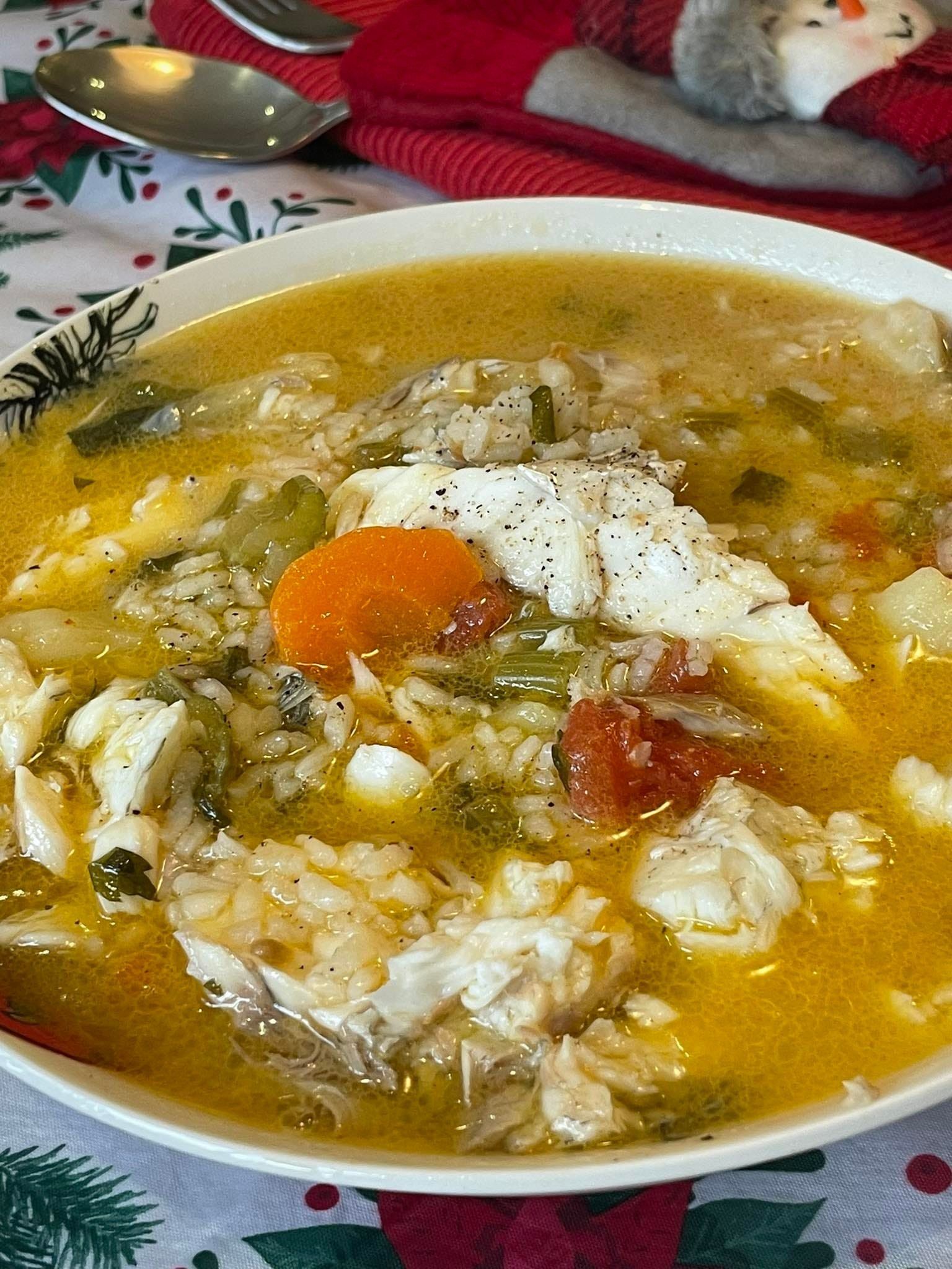 Ψαρόσουπα με μπακαλιάρο