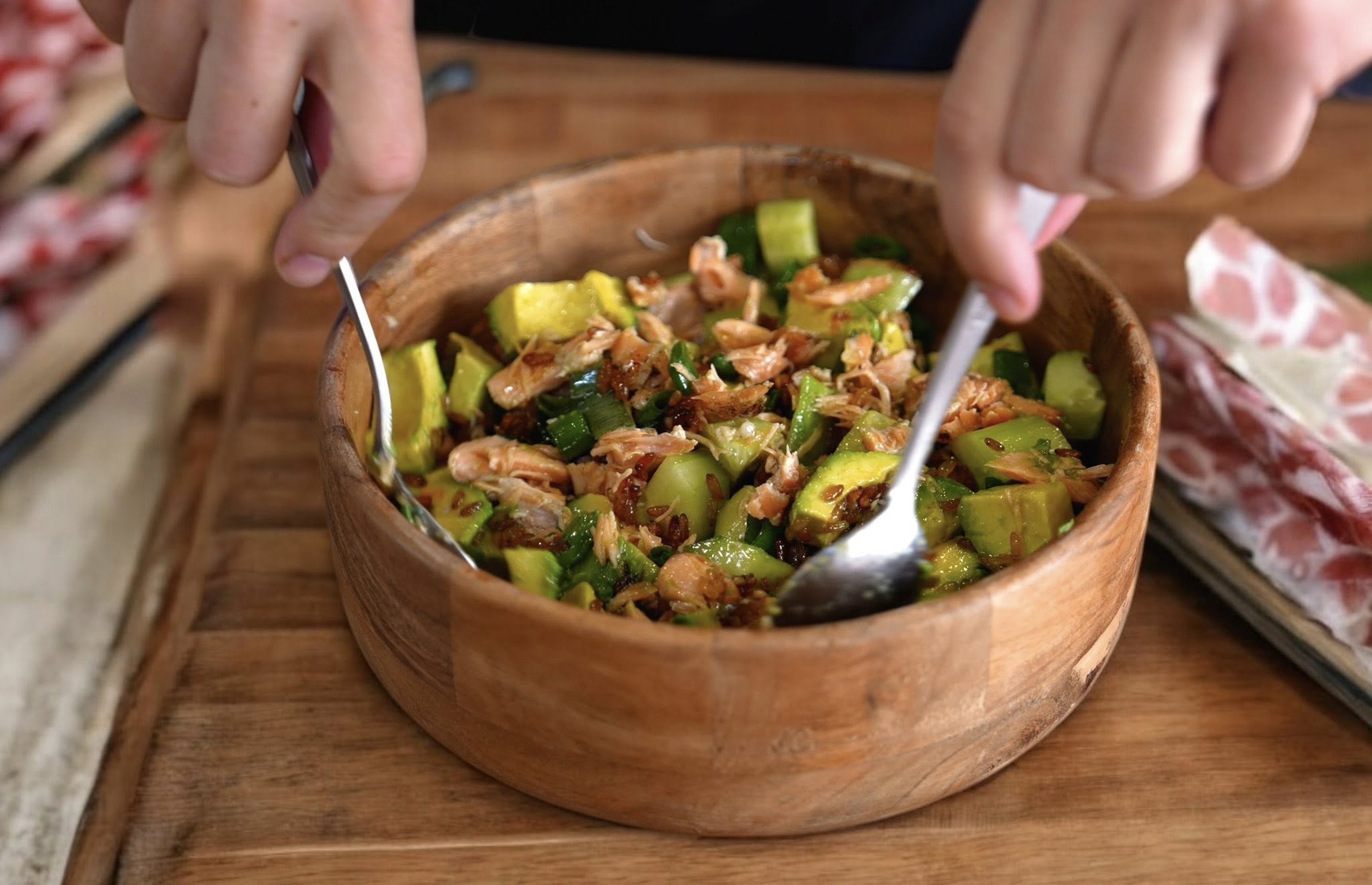 Η viral σαλάτα με ρύζι του Δημήτρη Μιχαηλίδη