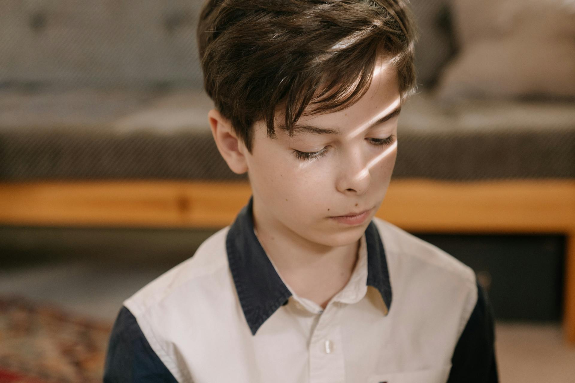 Ο νονός δε θα έρθει ούτε φέτος - Πώς νιώθει ένα παιδί που οι νονοί του είναι απόντες