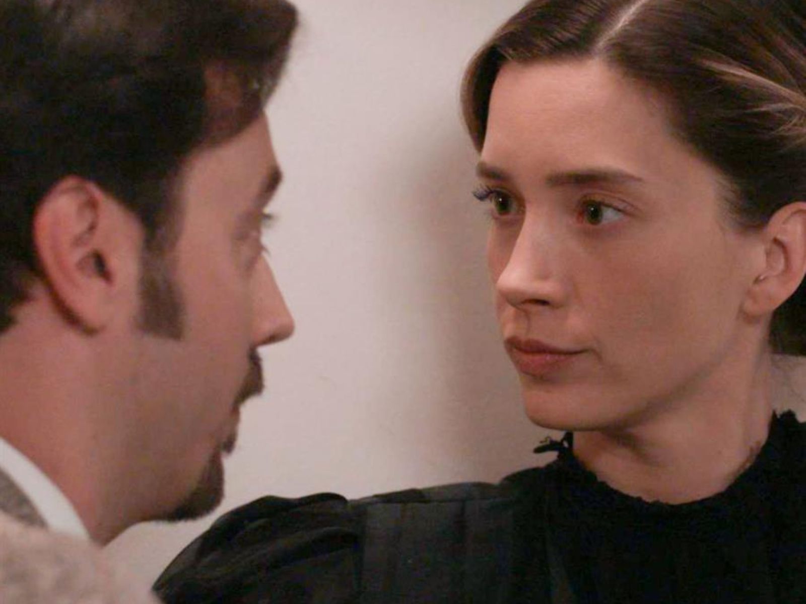 Grand Hotel: Νύχτα πάθους για Ελένη και Ιορδάνη