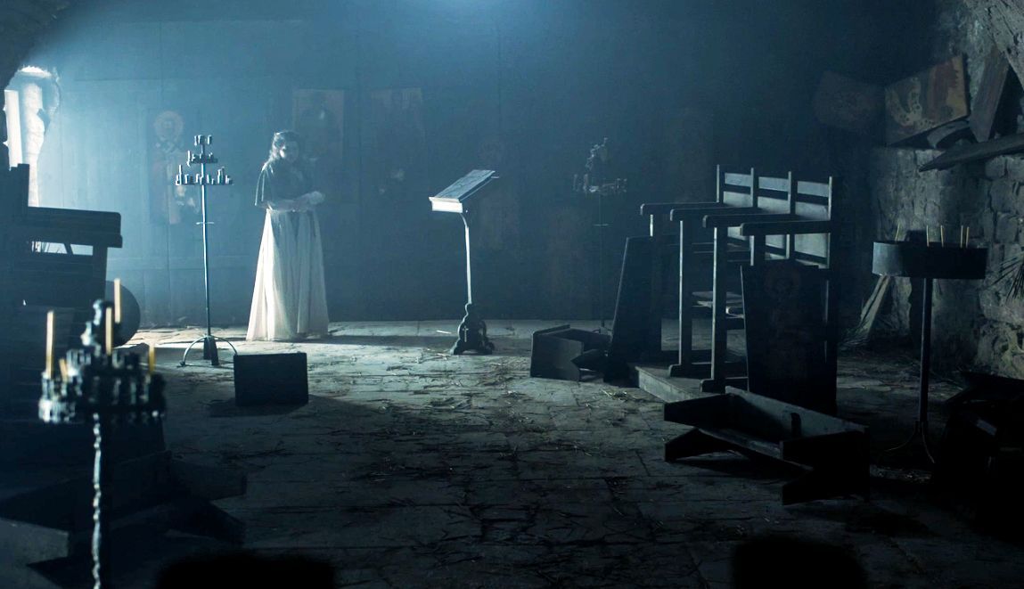 Η Μάγισσα: Η Λεώνη τιμωρεί σκληρά τη Βελούδω