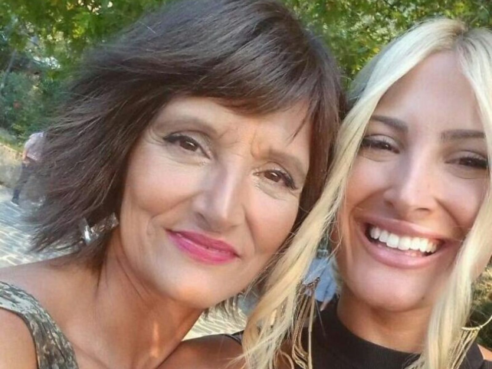 «Μαμά, μου λείπεις» – Ραγίζει καρδιές η Ιωάννα Τούνη με την ανάρτηση της για την Γιορτή της Μητέρας