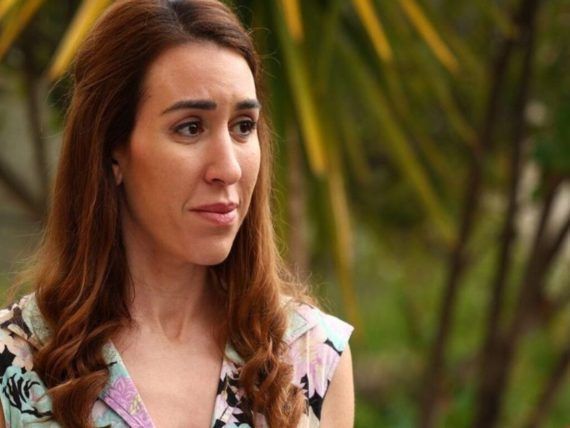 Άγιος Έρωτας: Η Ελένη ερωτεύεται μια άλλη γυναίκα και ξεσπάει τεράστιο σκάνδαλο