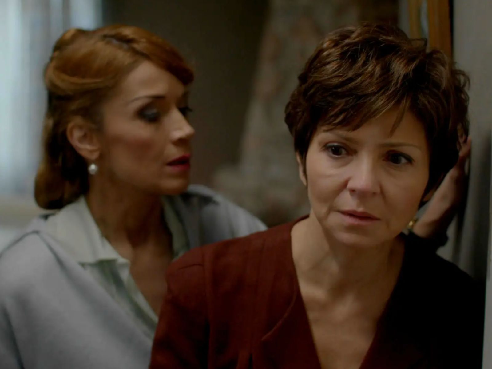 Άγιος Έρωτας: Η Θάλεια εναντιώνεται στην Κατρίν και ξεσπά πόλεμος μεταξύ τους