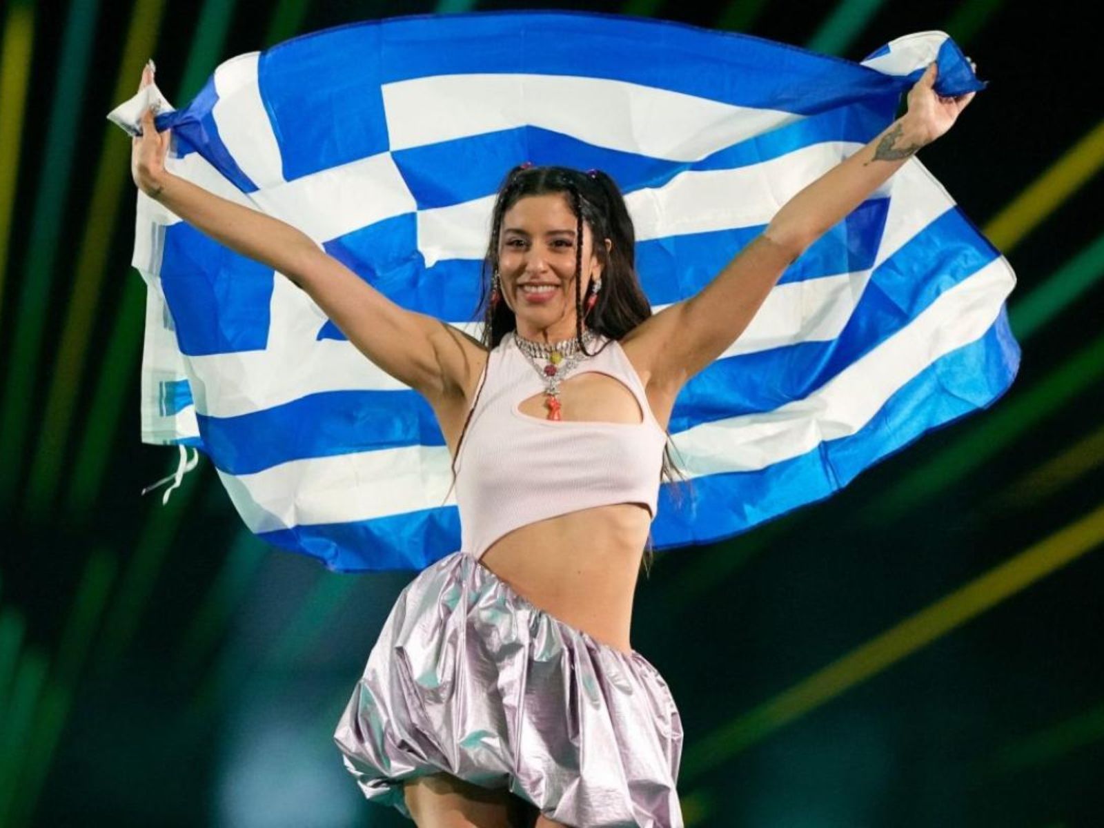 Eurovision – Σάττι: Έντονη κόντρα με Ισραηλινό δημοσιογράφο – Φοράς ωτοασπίδες για να μην ακούς τις βόμβες που πέφτουν