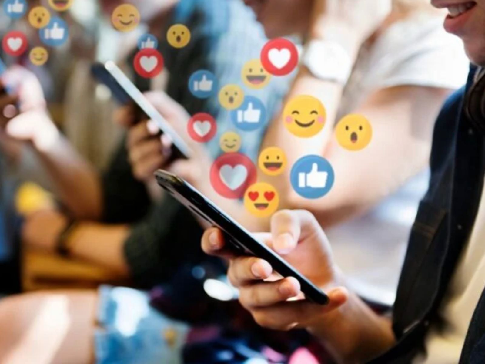 Απαγόρευση πρόσβασης στα social media σε παιδιά κάτω των 15 ετών- Τα νέα μέτρα που θα ισχύσουν και στην Ελλάδα