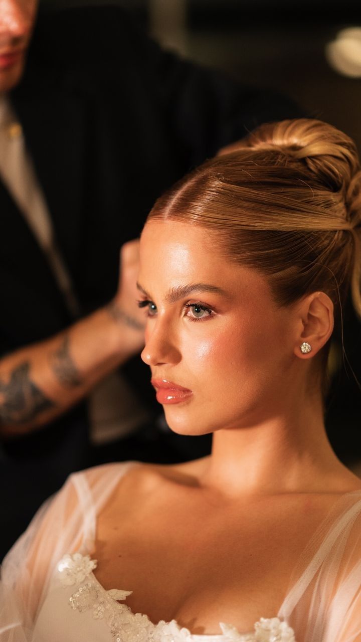 Ιδέες για νυφικά χτενίσματα: Όλες οι κυρίαρχες τάσεις για το 2025