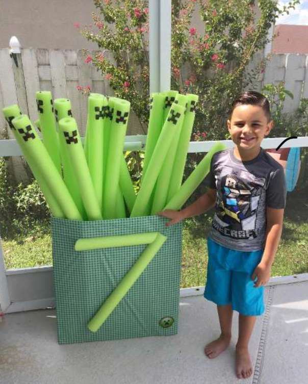 Παιδικό πάρτι με θέμα Minecraft – Ιδέες στολισμού και θεματικές τούρτες που θα λατρέψουν τα παιδιά