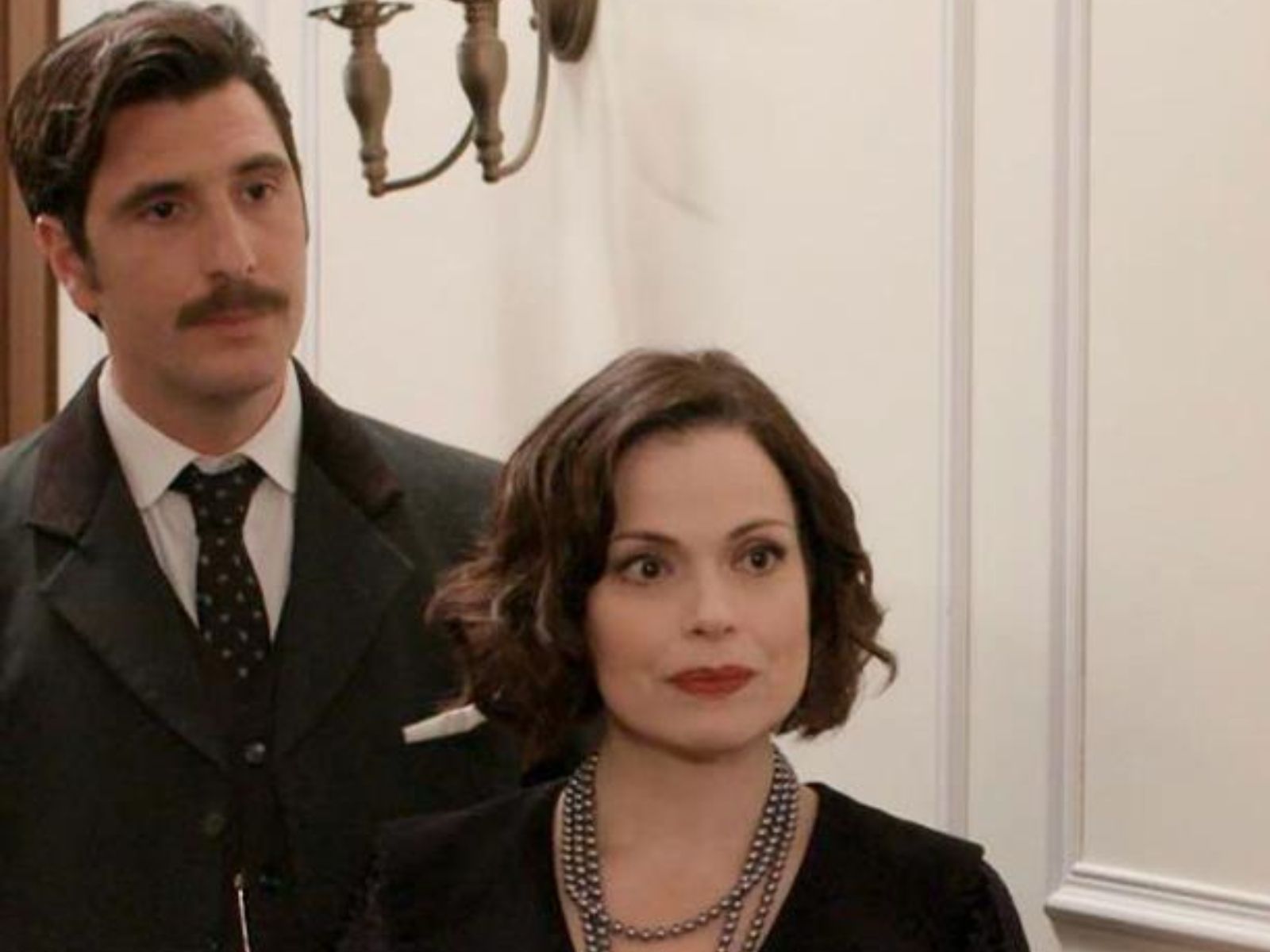 Grand Hotel: Κυβέλη και Ρήγας το ζευγάρι που θα βάλει φωτιά στο ξενοδοχείο- Ανταλλάσσουν καυτό φιλί και γίνονται εραστες