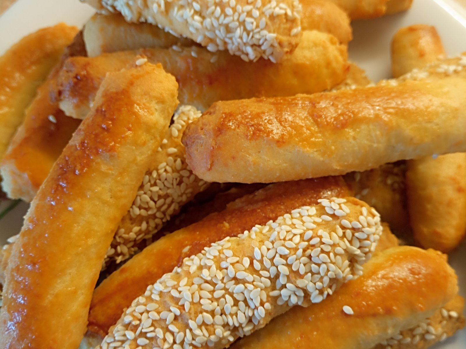 Αλμυρά κουλουράκια γιαούρτι με κεφαλοτύρι για το σχολικό σνακ